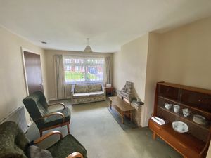 Lounge- click for photo gallery